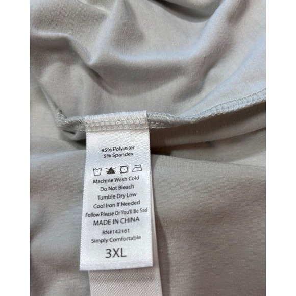 LuLaRoe Womens‎ Top Size 3XL Leah It's The Season To Sparkle Snowflakes Snow NWT - Picture 4 of 5